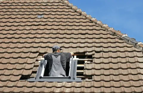 Pose de velux - Saint-Caradec